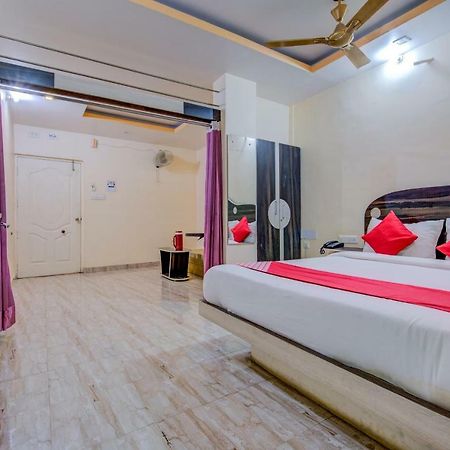 דאוגהאר Oyo 18873 Hotel Comfort מראה חיצוני תמונה