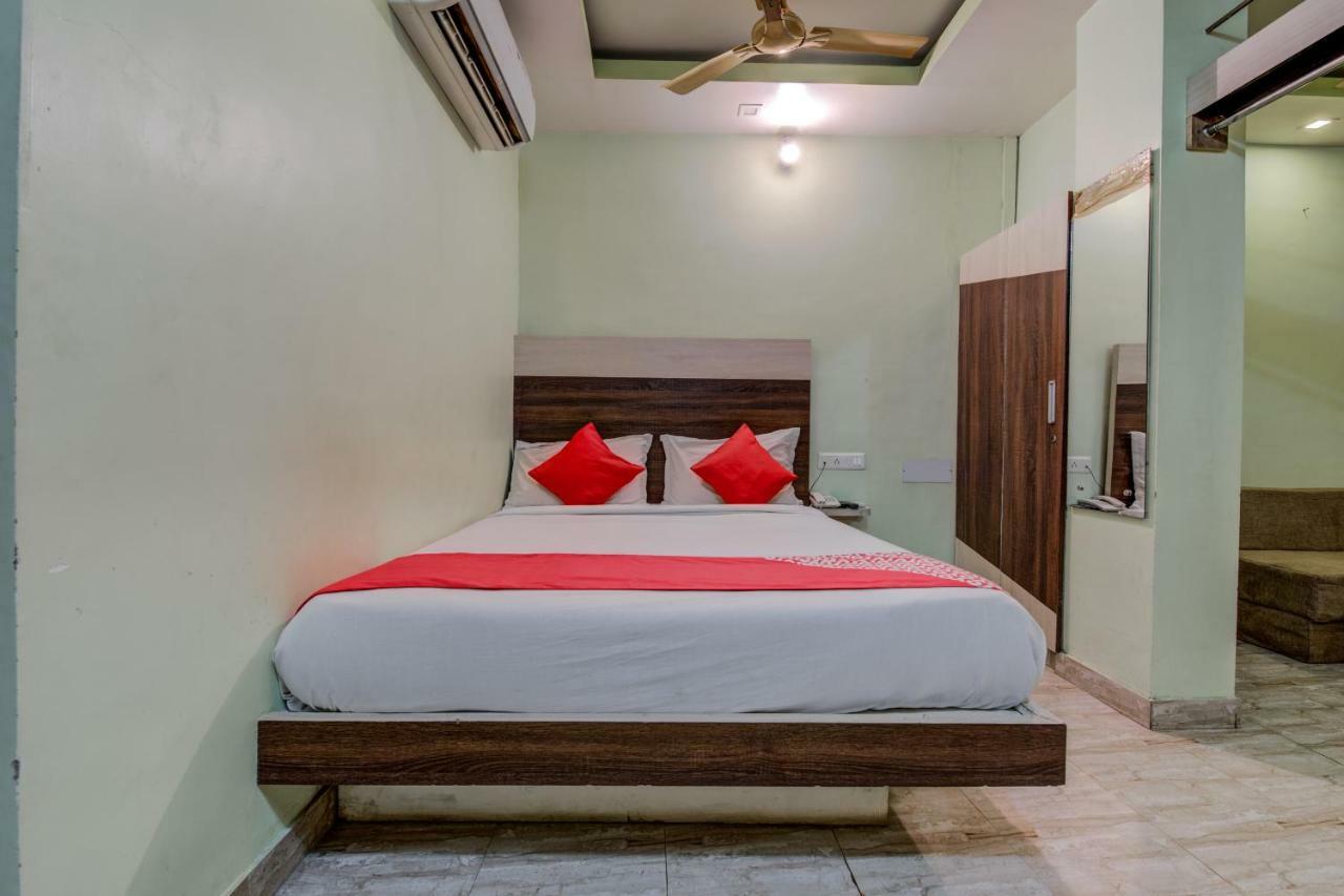 דאוגהאר Oyo 18873 Hotel Comfort מראה חיצוני תמונה